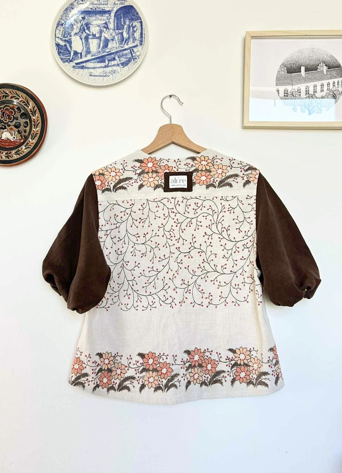 Brązowa z krótkim rękawem